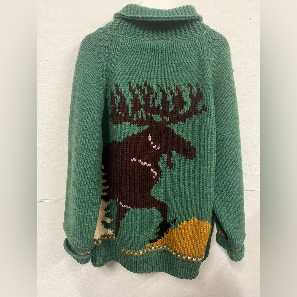 Vintage moose wool knit jacket/sweater. Size M/L